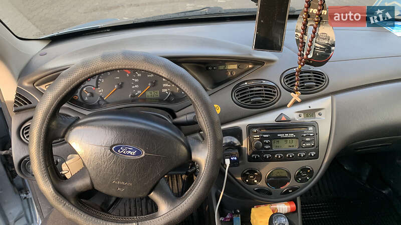 Хэтчбек Ford Focus 2004 в Виннице
