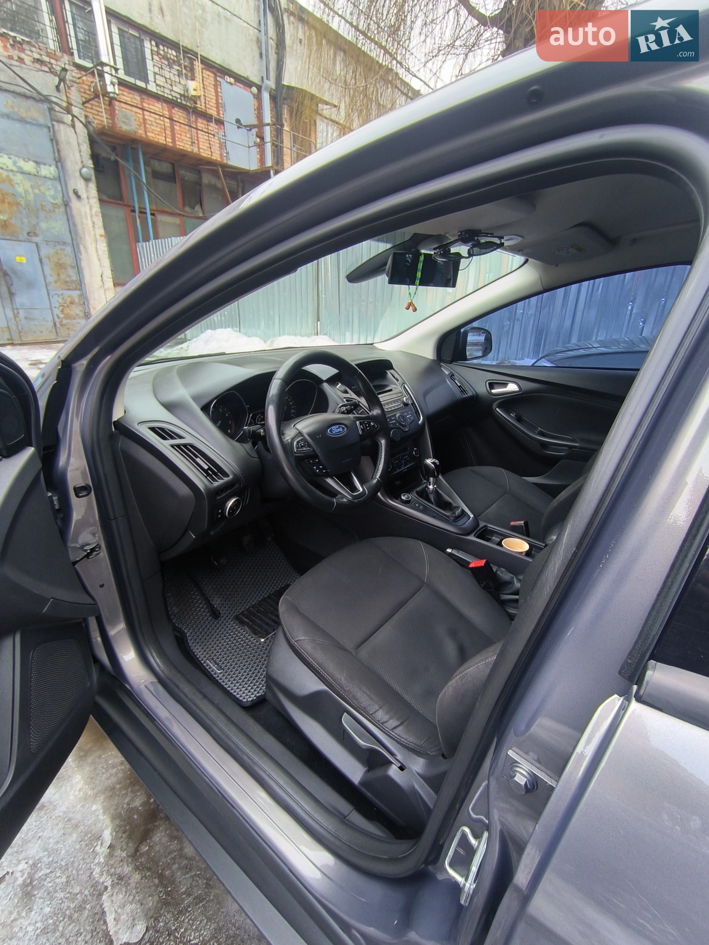 Ford Focus 2015 VIN WF05XXGCC5FK32740 фото оголошення 9 з 16