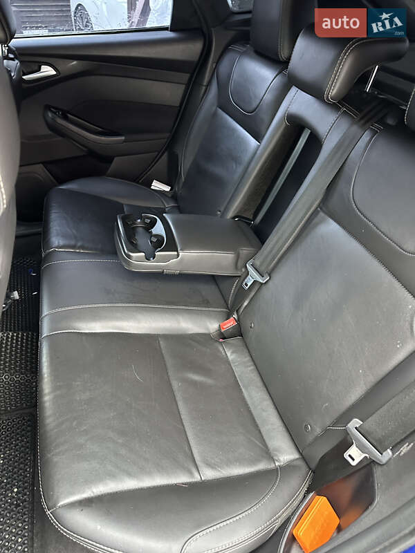 Хэтчбек Ford Focus 2013 в Киеве