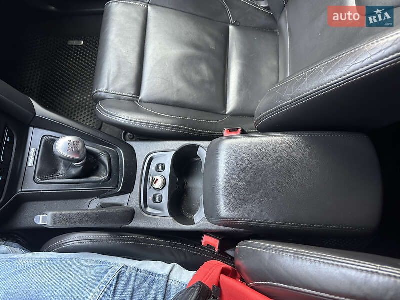 Хэтчбек Ford Focus 2013 в Киеве