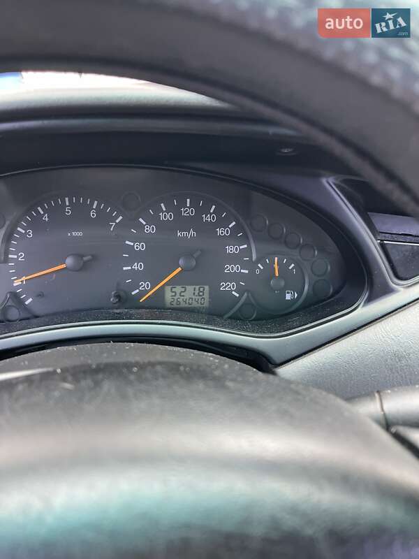 Седан Ford Focus 2002 в Ніжині