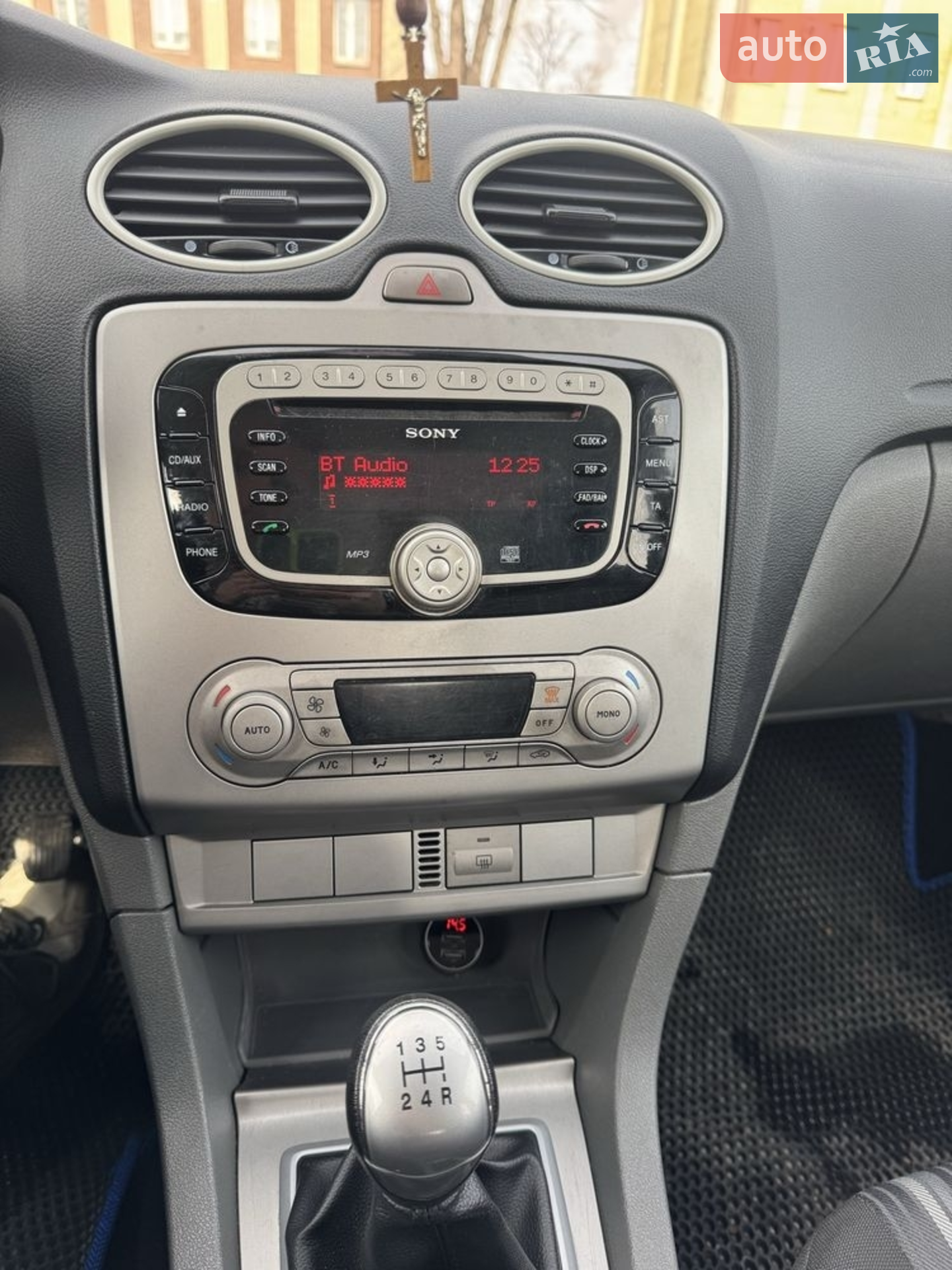 2010 Ford Focus - мініатюра 16