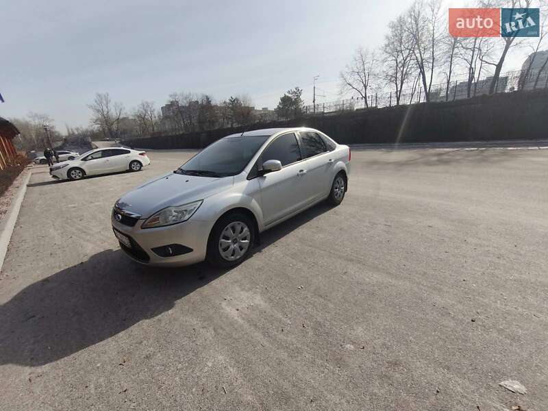 Седан Ford Focus 2010 в Днепре