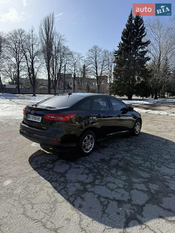 Седан Ford Focus 2016 в Лозовій