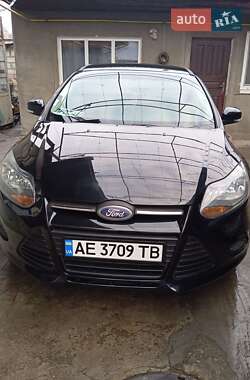 Седан Ford Focus 2014 в Новомосковске