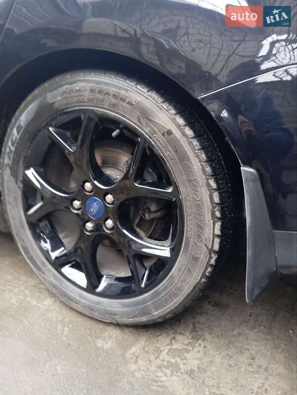 Седан Ford Focus 2014 в Новомосковську фото 11 Седан Ford Focus 2014 в Новомосковську