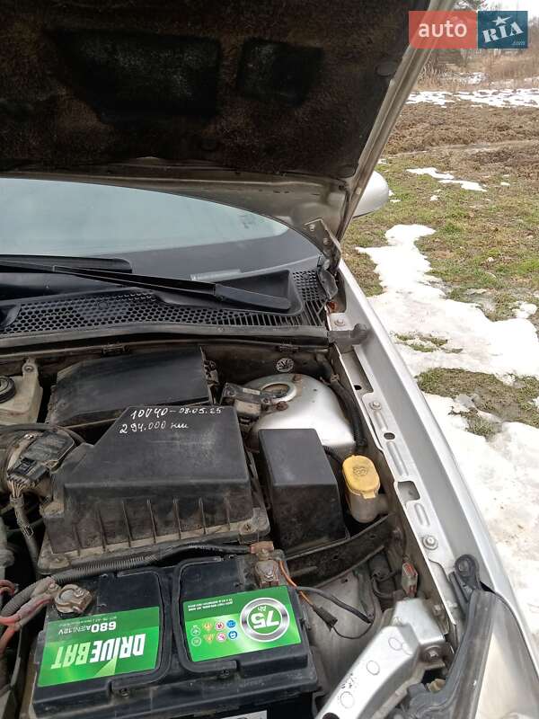 Универсал Ford Focus 2003 в Черновцах