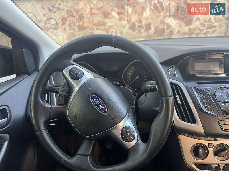 Хэтчбек Ford Focus 2012 в Шептицькому