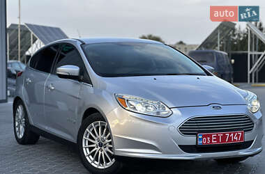 Хэтчбек Ford Focus 2014 в Владимире
