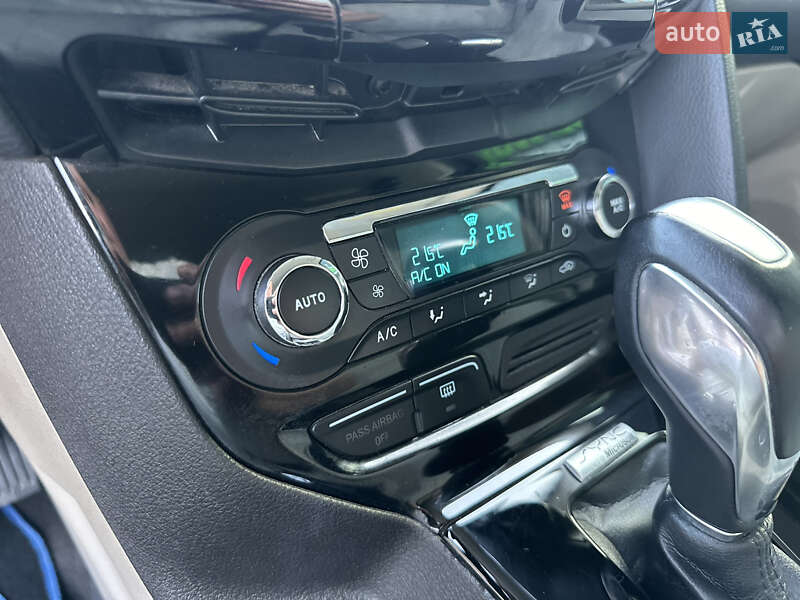 Хетчбек Ford Focus 2014 в Володимирі