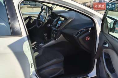 Хэтчбек Ford Focus 2013 в Киеве