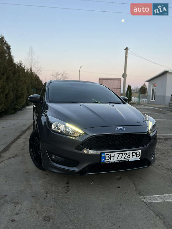 Седан Ford Focus 2015 в Одессе