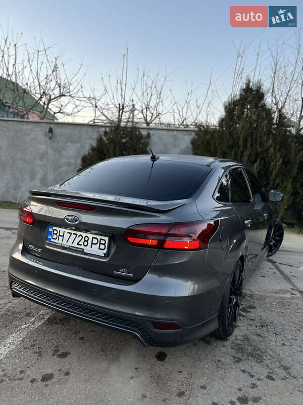 Седан Ford Focus 2015 в Одессе