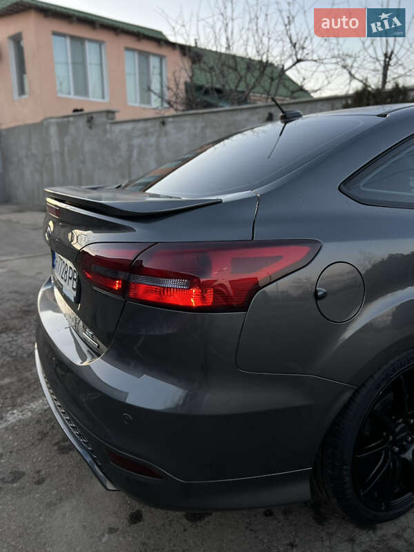 Седан Ford Focus 2015 в Одессе