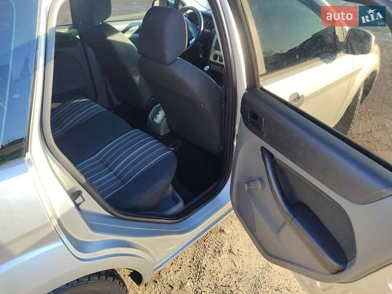 Універсал Ford Focus 2009 в Шумську