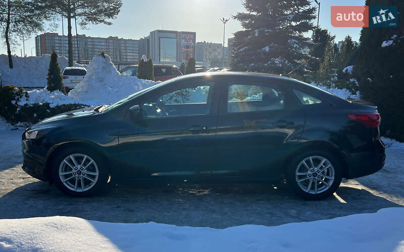 Седан Ford Focus 2018 в Львові