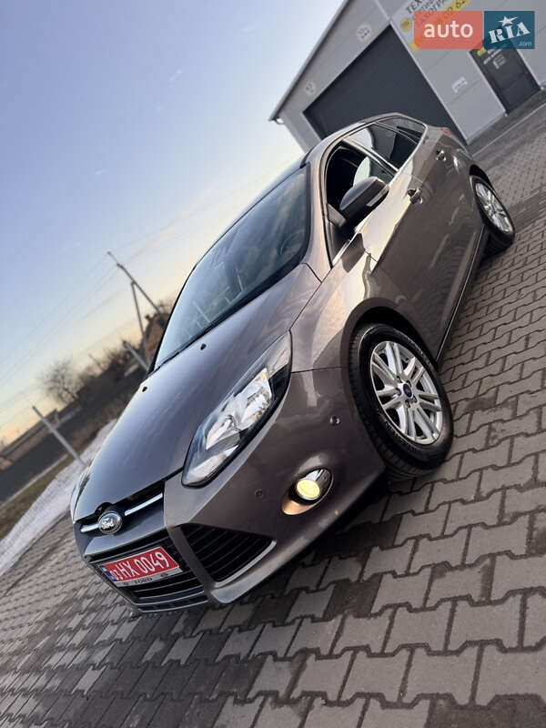 Универсал Ford Focus 2012 в Нововолынске