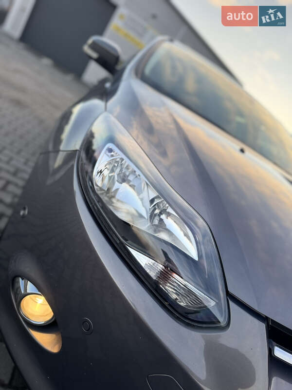 Универсал Ford Focus 2012 в Нововолынске