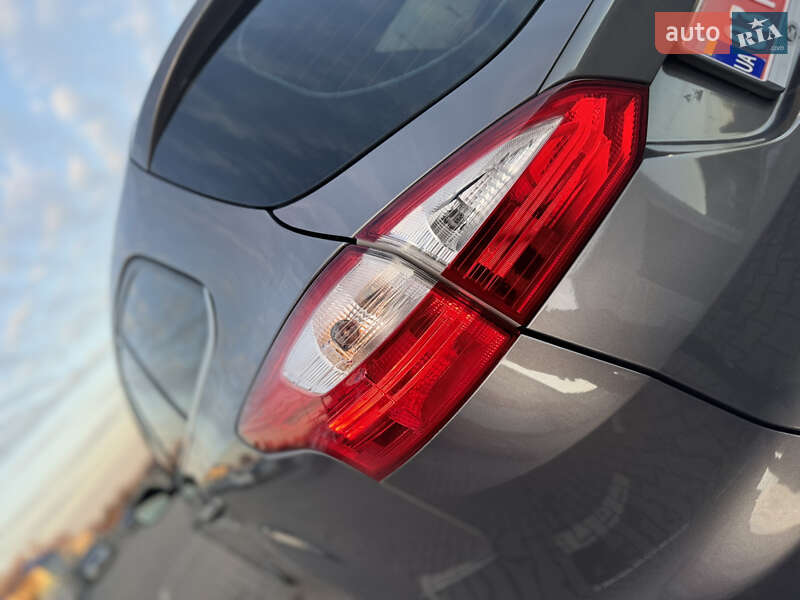 Универсал Ford Focus 2012 в Нововолынске