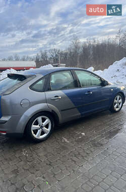 Хэтчбек Ford Focus 2005 в Львове