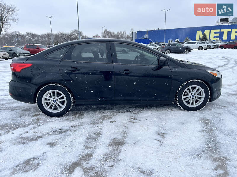 Седан Ford Focus 2018 в Дніпрі