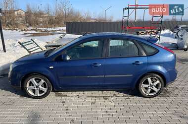 Хэтчбек Ford Focus 2007 в Ровно