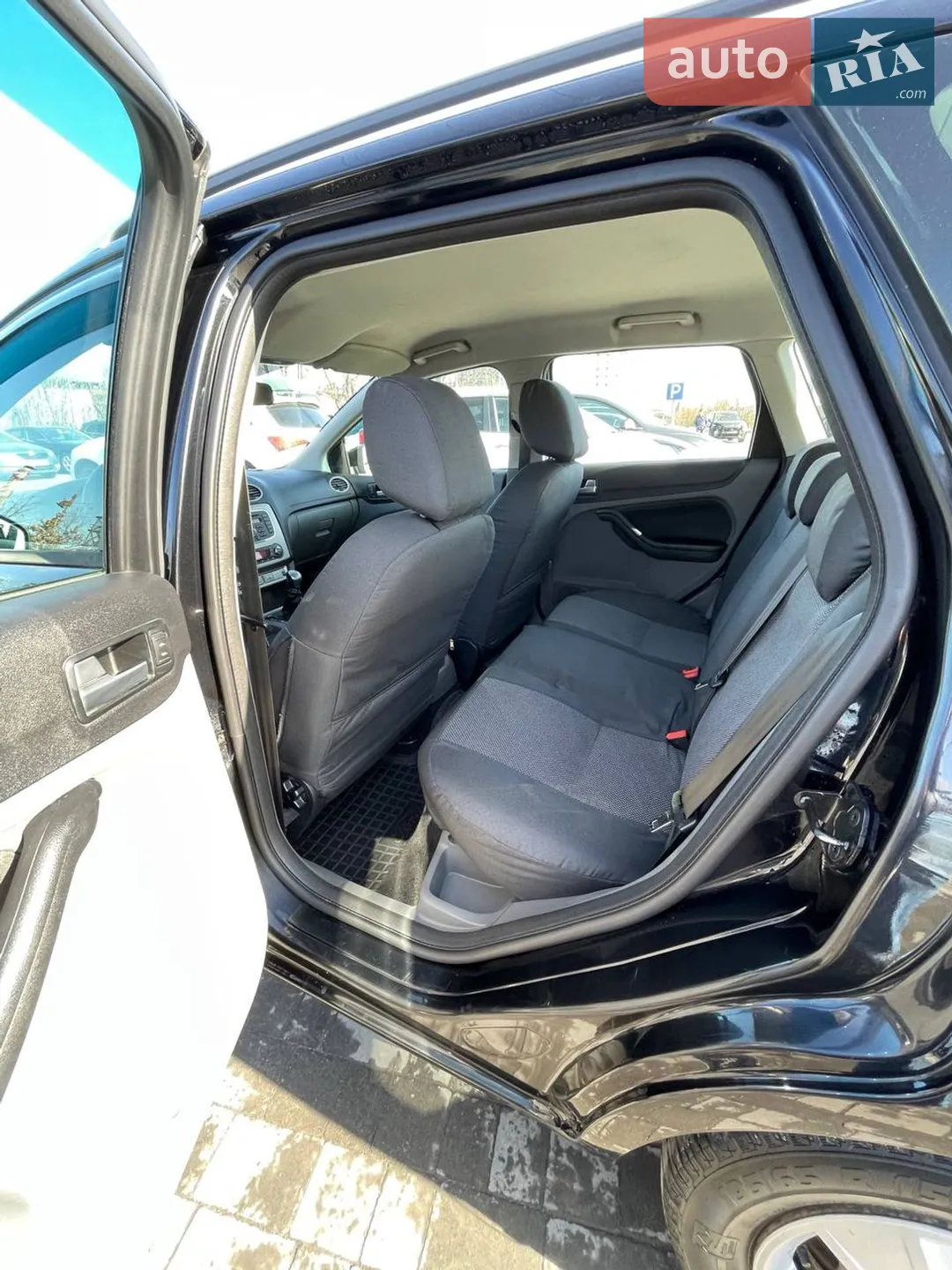 2010 Ford Focus - мініатюра 22