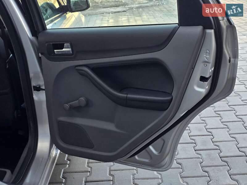 Універсал Ford Focus 2008 в Тернополі фото 28 Універсал Ford Focus 2008 в Тернополі