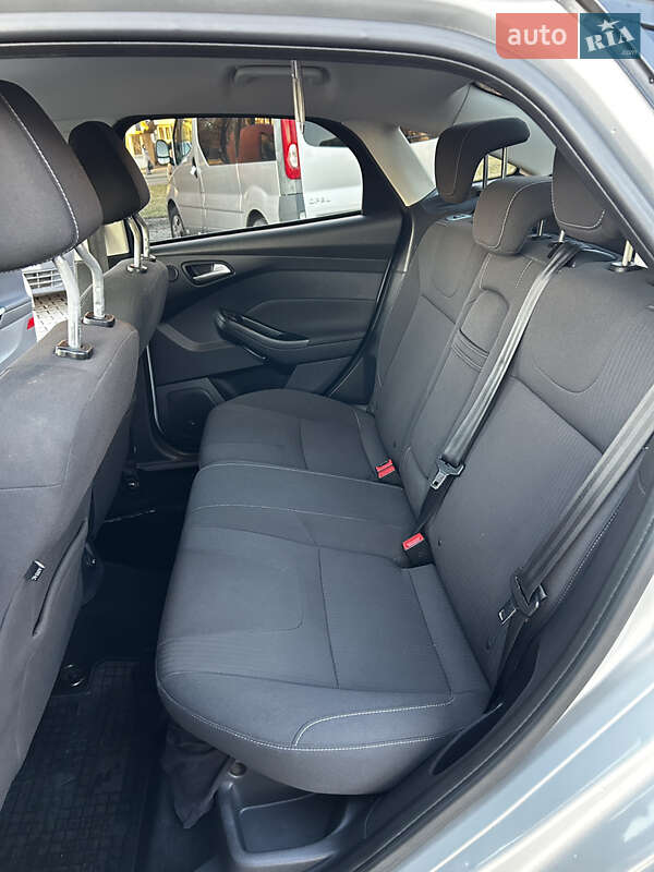 Седан Ford Focus 2011 в Луцке