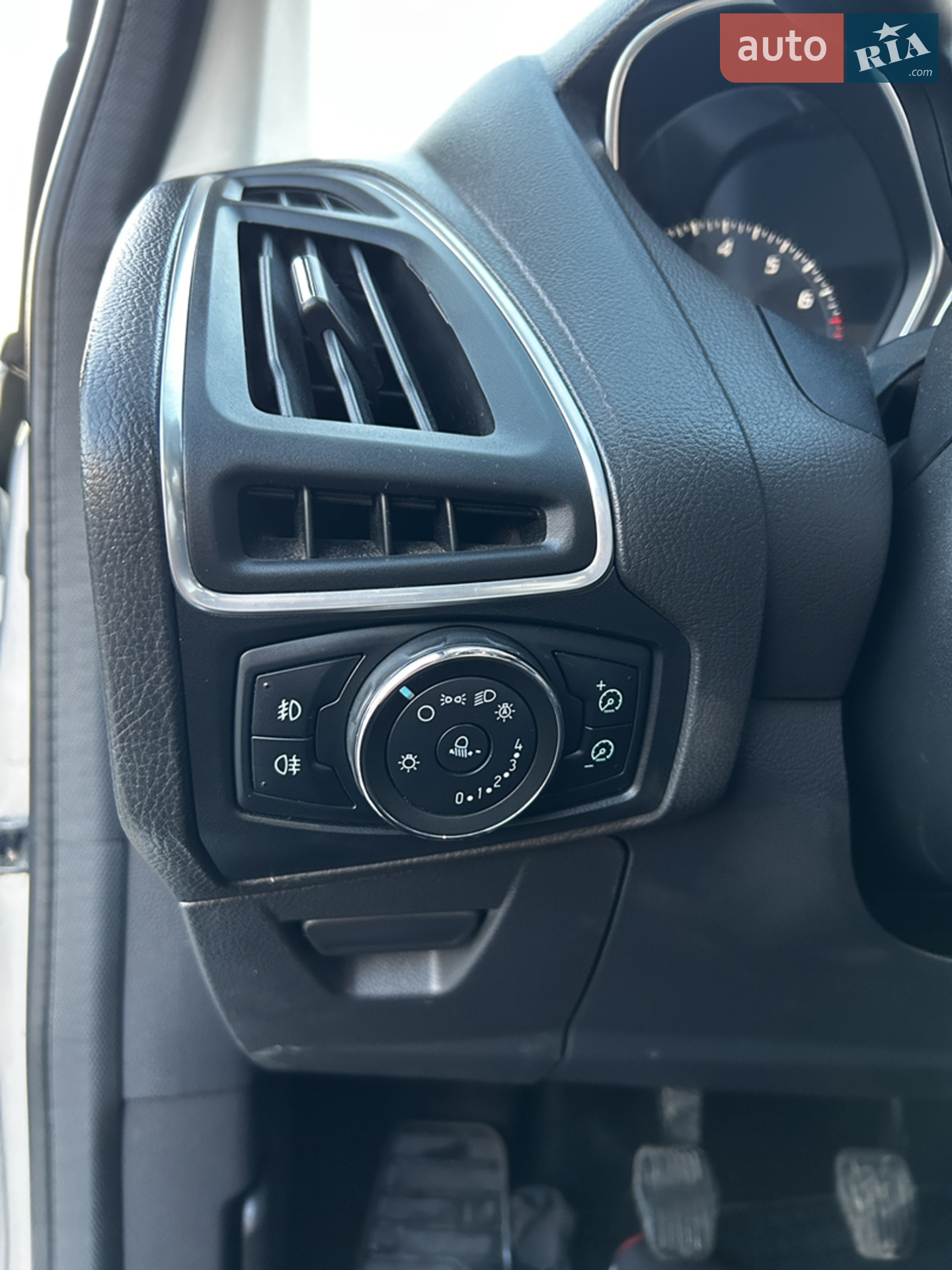 2011 Ford Focus - мініатюра 22