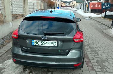 Хэтчбек Ford Focus 2017 в Львове