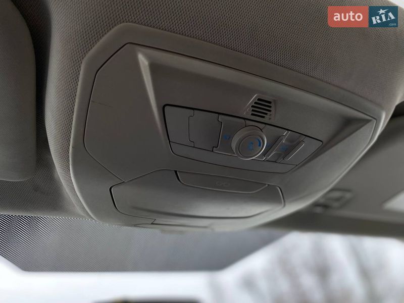 Седан Ford Focus 2014 в Киеве фото 35 Седан Ford Focus 2014 в Киеве