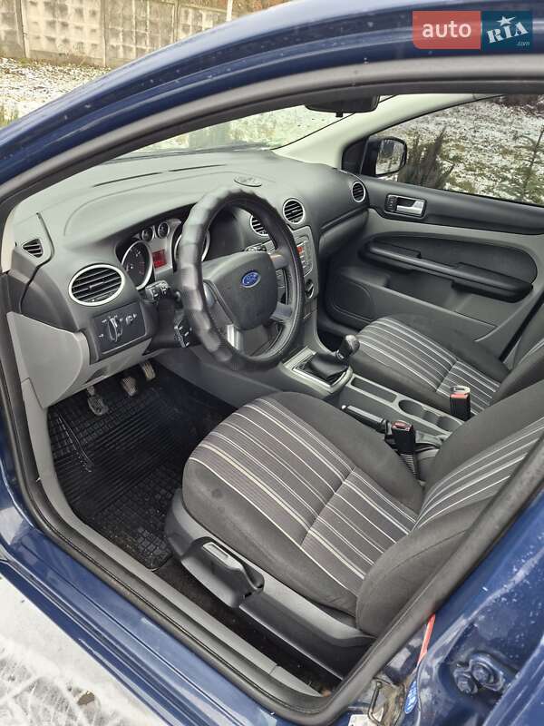 Универсал Ford Focus 2009 в Корце