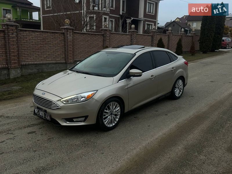 Седан Ford Focus 2018 в Черновцах