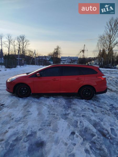 Универсал Ford Focus 2011 в Надворной