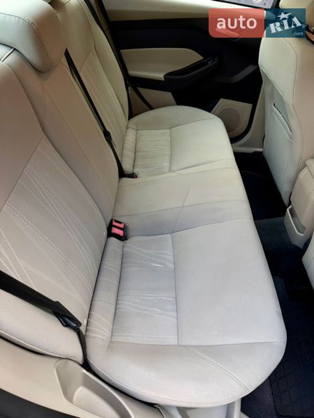 Седан Ford Focus 2014 в Киеве