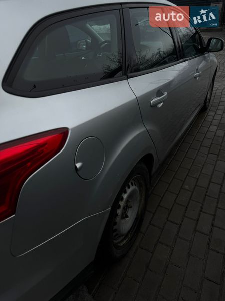 Універсал Ford Focus 2011 в Івано-Франківську