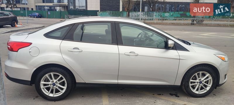 Седан Ford Focus 2016 в Киеве