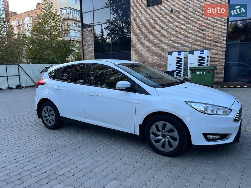 Хэтчбек Ford Focus 2016 в Запорожье