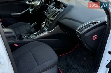 Хетчбек Ford Focus 2014 в Житомирі