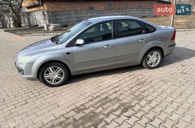 Седан Ford Focus 2005 в Великих Мостах