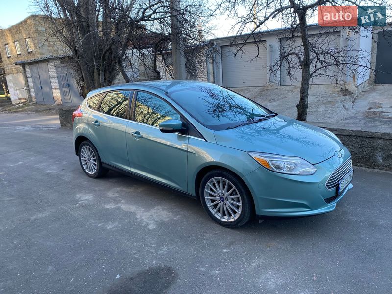 Хэтчбек Ford Focus 2012 в Николаеве