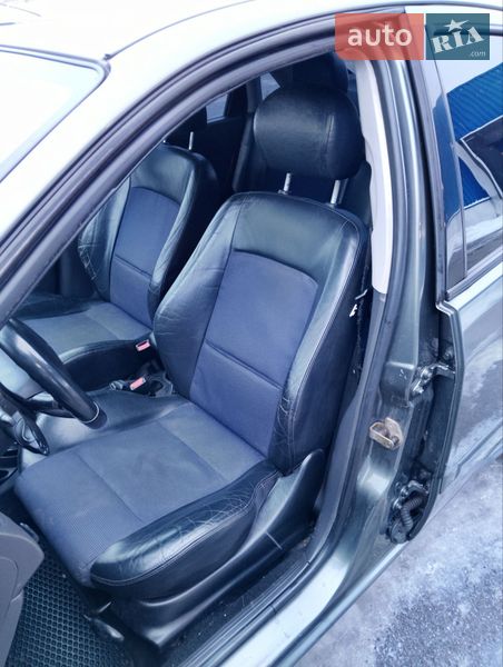 Седан Ford Focus 2002 в Львове