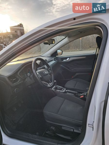 Хэтчбек Ford Focus 2019 в Киеве