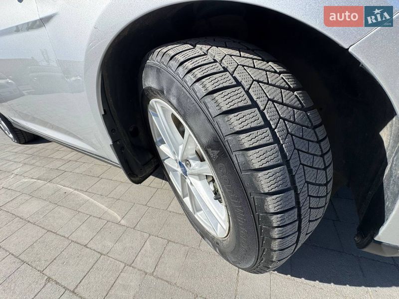 Хетчбек Ford Focus 2016 в Львові