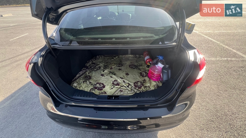 Седан Ford Focus 2011 в Львове