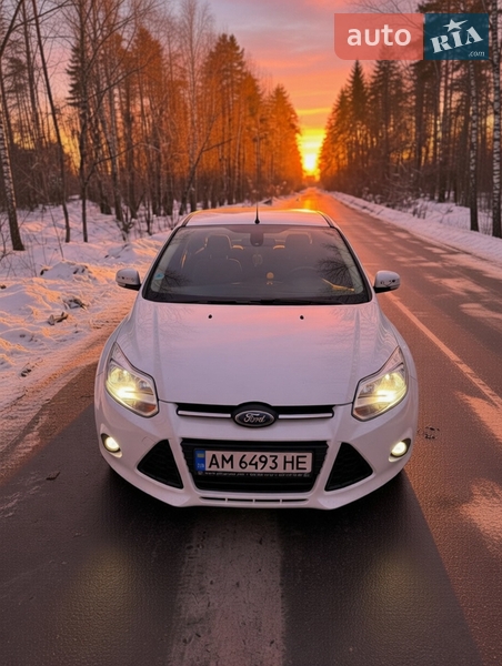 Хэтчбек Ford Focus 2014 в Житомире