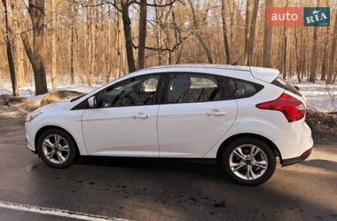 Хетчбек Ford Focus 2014 в Житомирі