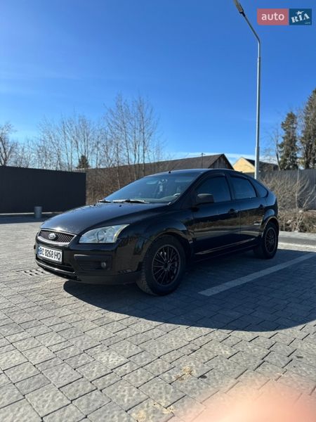 Хетчбек Ford Focus 2006 в Самборі