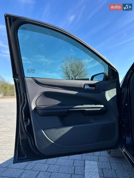 Хетчбек Ford Focus 2006 в Самборі